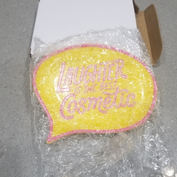 NEW Benefit Laughter is the Best Cosmetic Tray - Picture 2 of 2